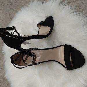 Banana Republic Strappy Heeled Sandal 7